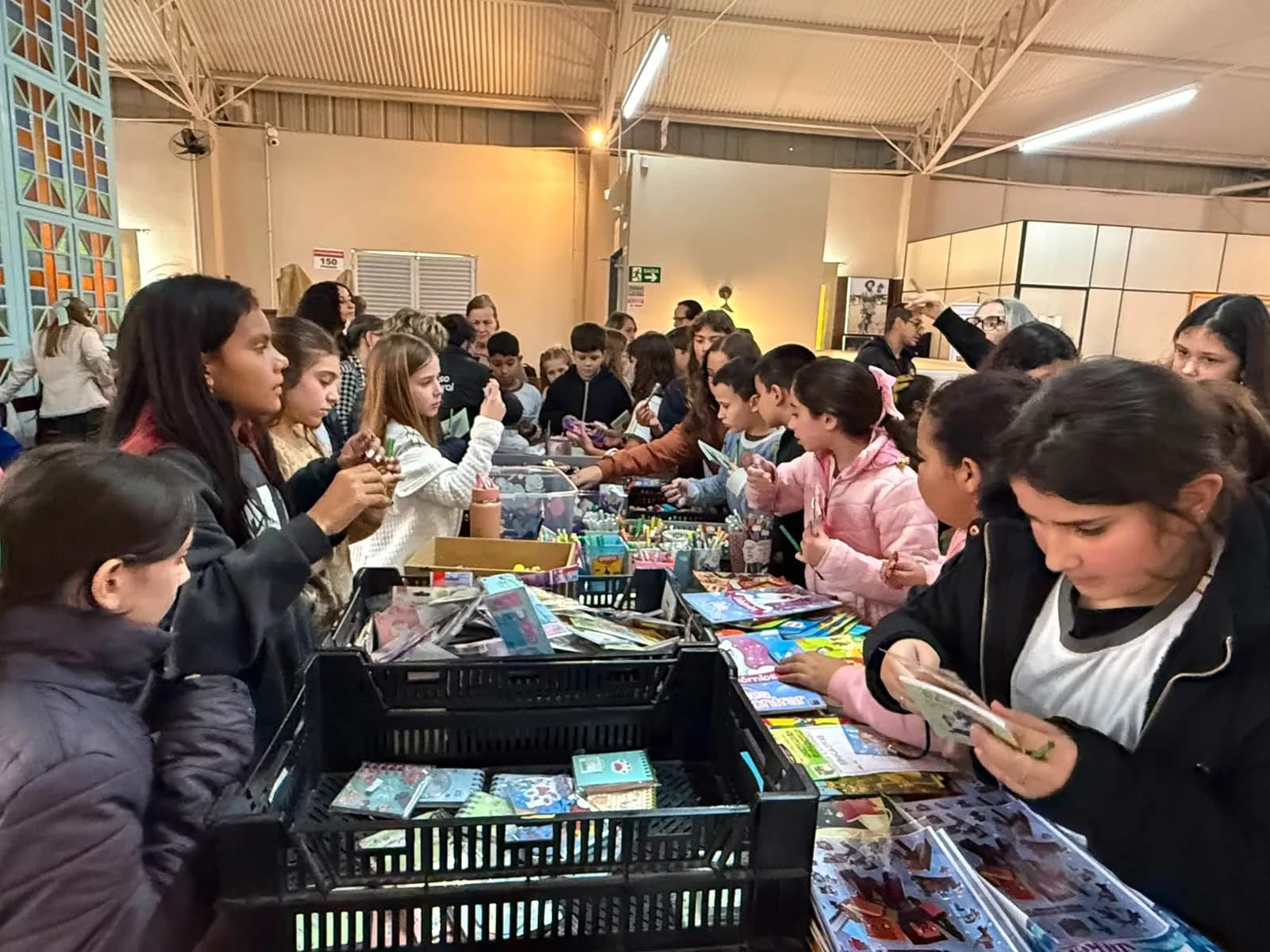 Com recorde de público e mais de 1,5 mil livros vendidos, termina a 11ª Feira do Livro de Cocal do Sul